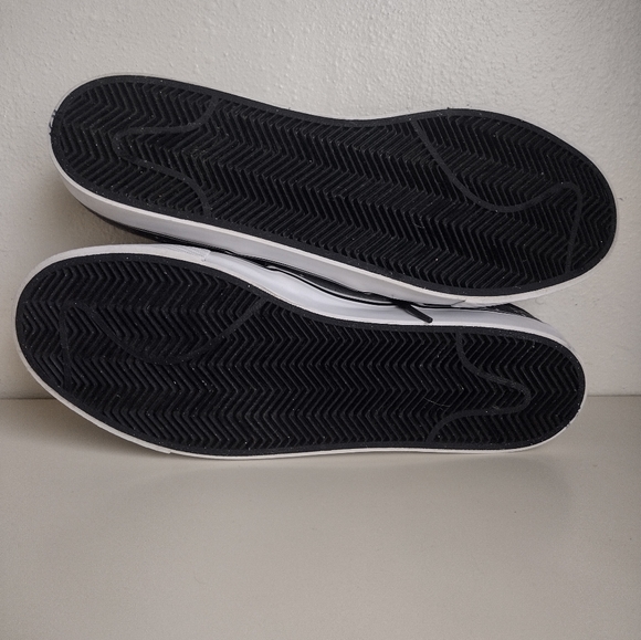 Nike Zoom SB Stefan Janoski Sneakers - Picture 9 of 9